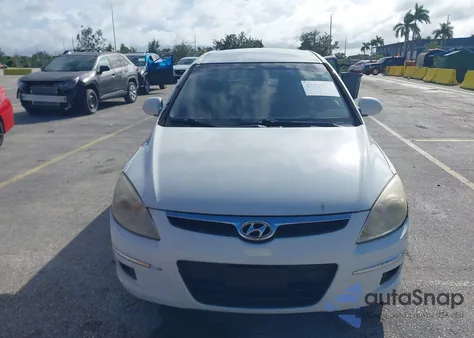 2011 Hyundai Elantra Touring Gls z USA, uszkodzony, nr VIN KMHDB8AE2BU091798